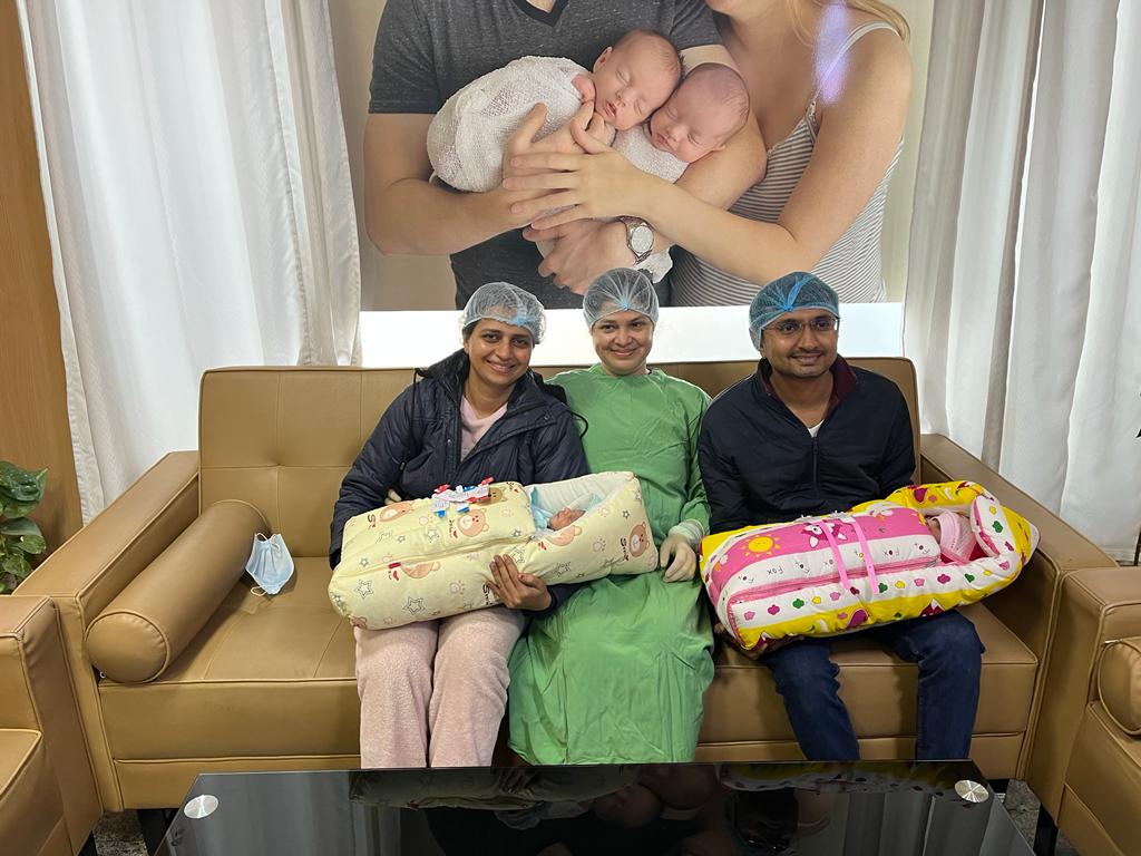 IVF surrogacy success couple with babies